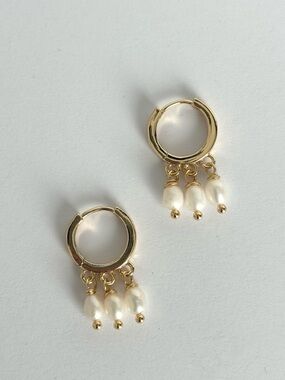 Perlita hoop earrings